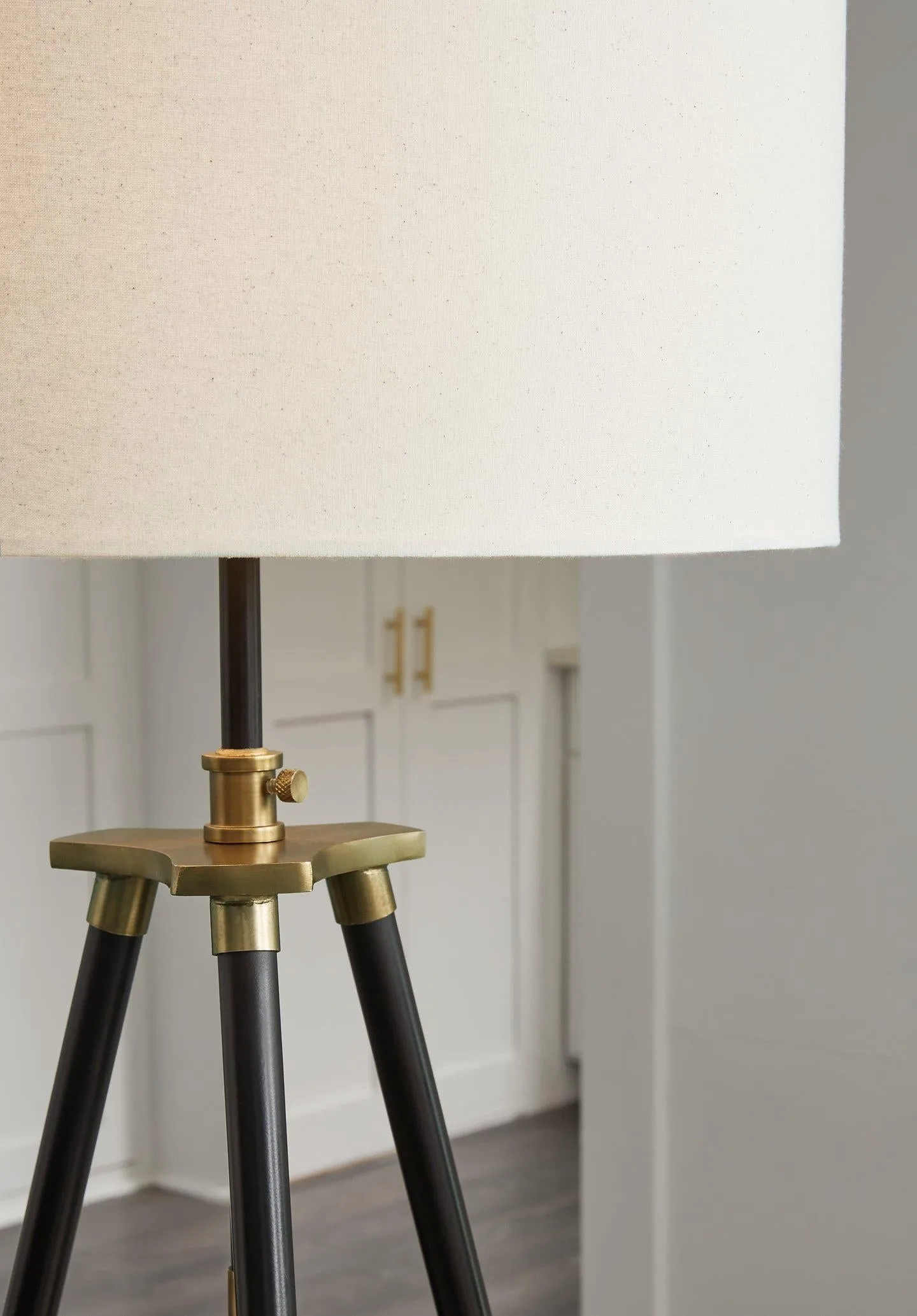 Cashner Floor Lamp